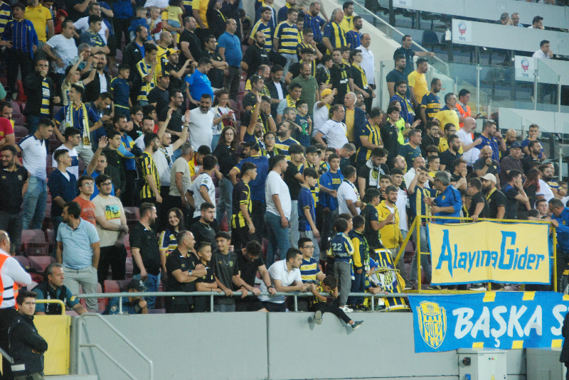 ANKARAGÜCÜ - İSTANBULSPOR