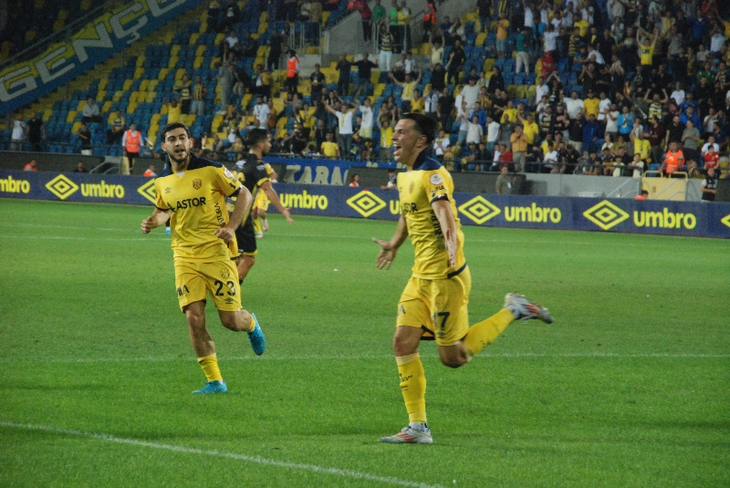 ANKARAGÜCÜ - İSTANBULSPOR