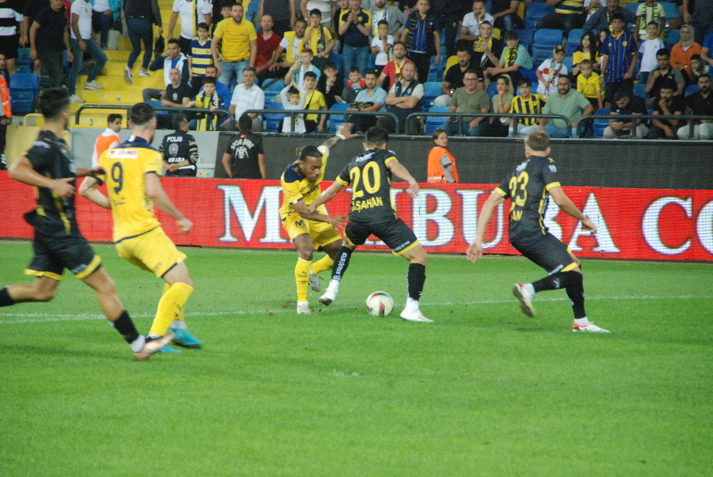 ANKARAGÜCÜ - İSTANBULSPOR