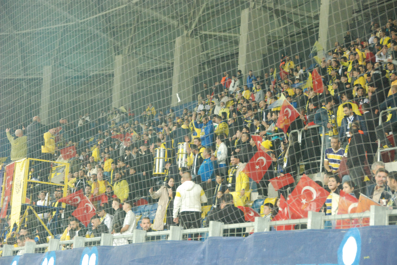 ANKARAGÜCÜ - KOCAELİSPOR MAÇINDAN FOTOLAR..