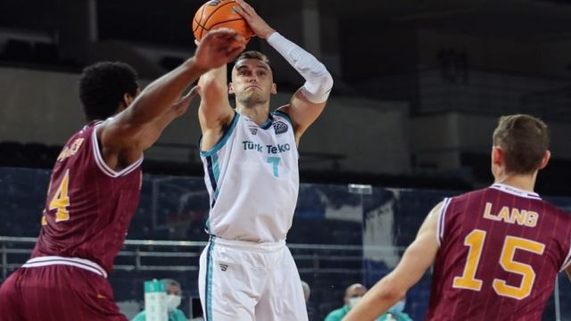 Türk Telekom'dan müthiş final 76- 73