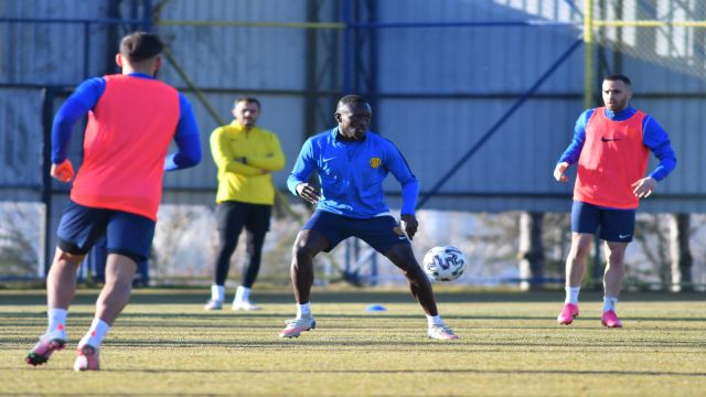 Ankaragücü hazırlıklarını tamamladı