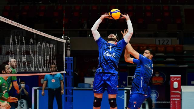 Halkbank çok rahat 3-0