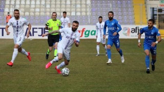 Demirspor 90+4'de galibiyeti kaçırdı 1-1