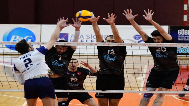 Halkbank kupa yarı final için sahaya çıkıyor