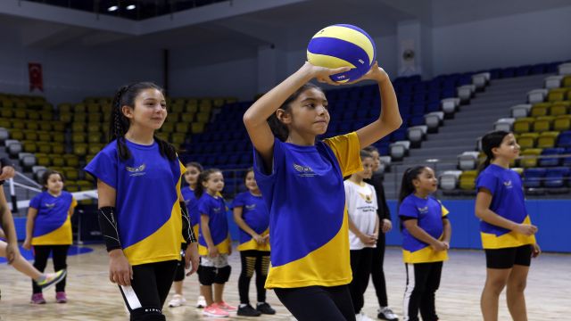 Yenimahalle Spor Akademisi’nde eğitimler başladı