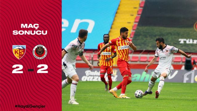 Gençler'de aynı sıkıntı! Yine galibiyeti koruyamadılar 2-2