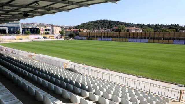 Eyüp Stadı 1.Lig maçları için yenileniyor