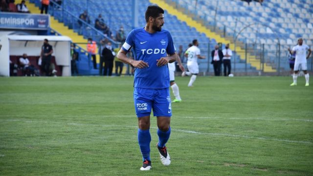 Demirspor'da kaptan Kamil İçer'in mutlu günü