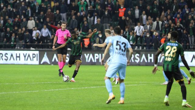 BB.Erzurumspor, Kocaeli'nden çıkamadı