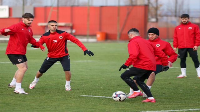 Gençlerbirliği , Altaş Denizlispor hazırlıklarını tamamladı