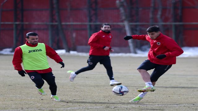 Samsunspor hazırlıkları sürüyor