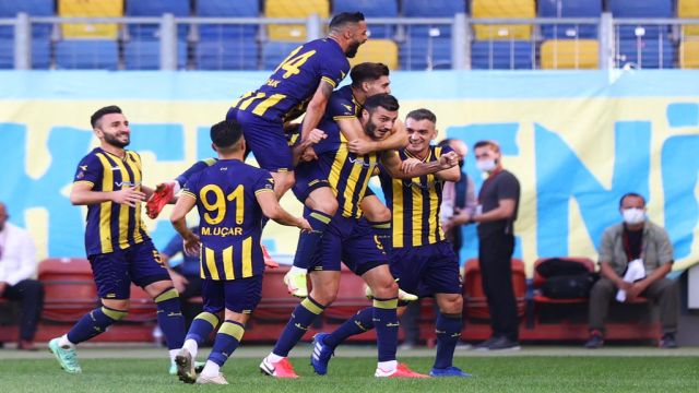 Ankaragücü'nün aldığı puan şampiyonluk habercisi