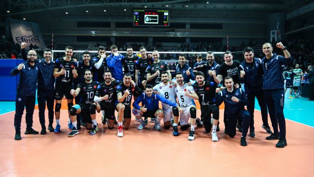 Finale Halkbank yarışır