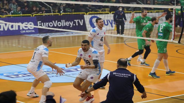 FLAŞ | Halkbank, CEV Challenge Kupası'nda finale yükseldi