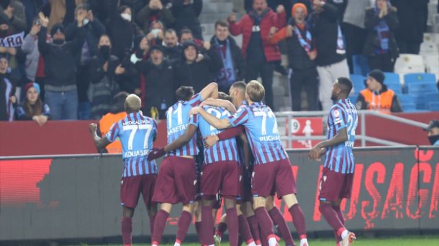 Trabzonspor 2 - Fraport TAV Antalyaspor 0