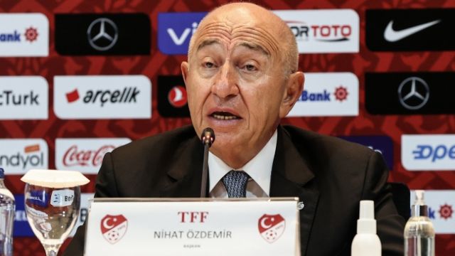 Nihat Özdemir istifa etti