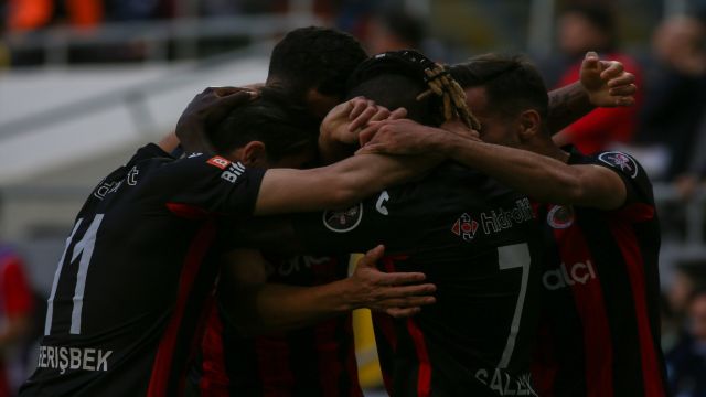 Direklere rağmen 3 puan ve derin bir nefes 2-1