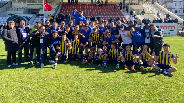 U19, Adana Demirspor'u 2-1 mağlup etti...