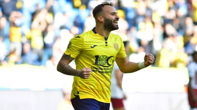 Jese Rodriguez, Azerbaycan takımıyla görüşüyor...