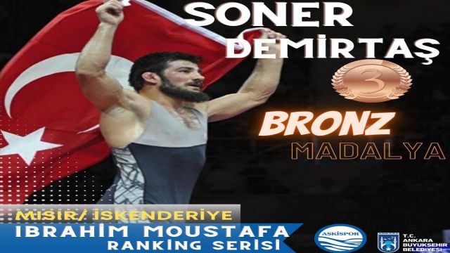 ASKİ Sporlu Soner Demirtaş bronz madalya kazandı...