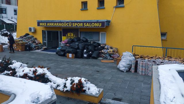 MKE Ankaragücü'nde deprem bölgesine yardımlar gitti