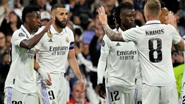 Real Madrid bildiğiniz gibi. Milan, Napoli'yi yendi