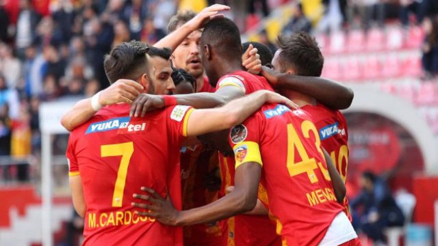 Yukatel Kayserispor 3 - HangiKredi Ümraniyespor 1