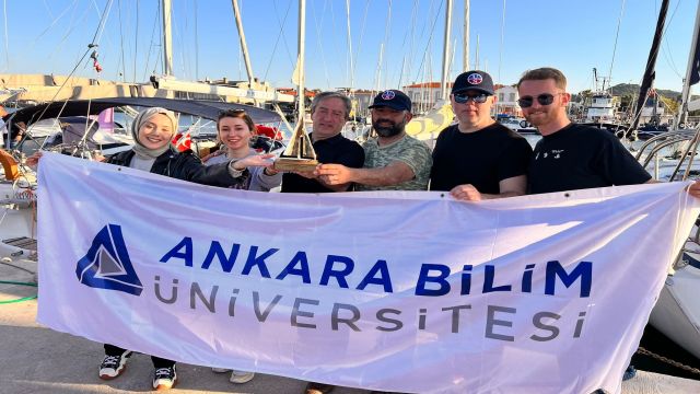 Ankara Bilim Üniversitesi (ABÜ) Türkiye birincisi