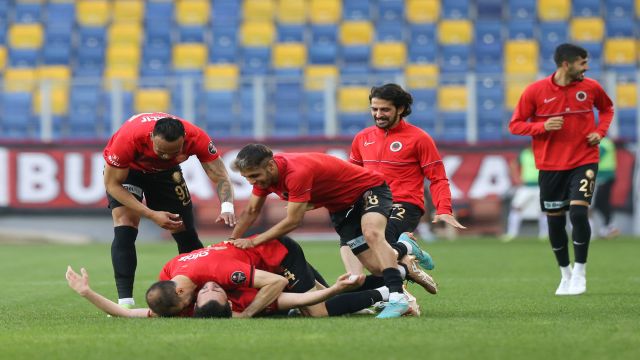 Gençlerbirliği kazandı, nefes aldı 2-1