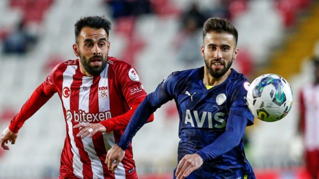 Yarı final 1.maç: Demir Grup Sivasspor: 0 - Fenerbahçe: 0