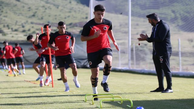 Gençlerbirliği günü çift antrenmanla tamamladı