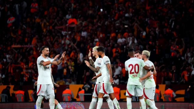 Galatasaray, İstanbulspor'u 1-0 mağlup etti...