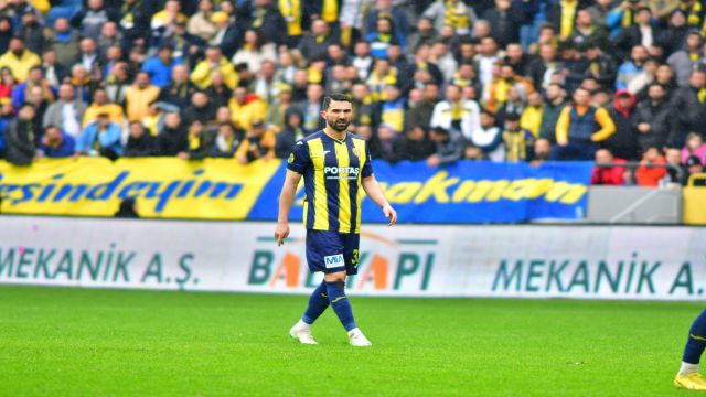 Hasan Ali Kaldırım Kayserispor'a gitti!