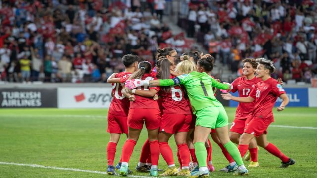 Kadın A Milli Takımı, Litvanya'yı 2-0 yendi