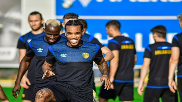 MKE Ankaragücü'nün Fenerbahçe kamp kadrosu