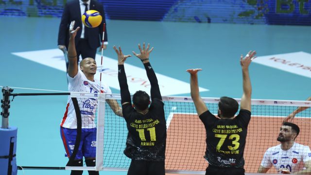 Halkbank’tan net galibiyet