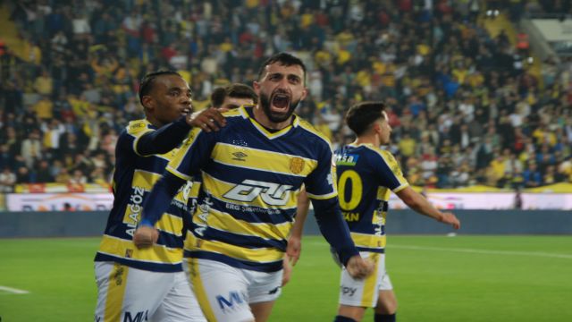 Ankaragücü'ne para, Efkan'a 2 maç ceza!