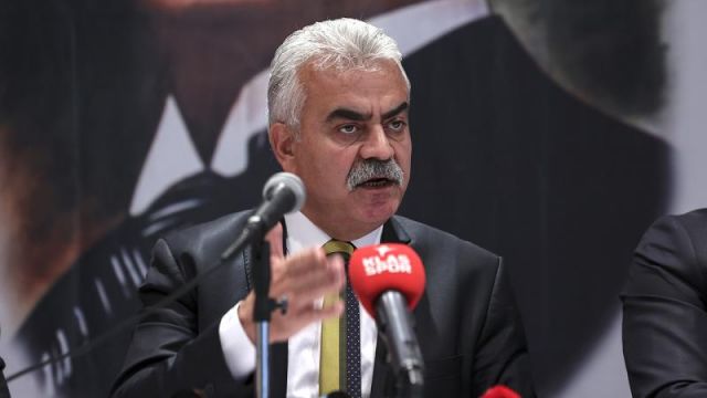 Metin Akyüz: "Ankaragücü'nde mali durum ortaya çıkarılmalı. CHP'nin TFF'ye başkan adayı çıkarması lazım. Ben adayım!"