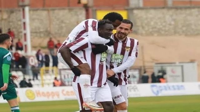 Gençler'de Moussa Djitte sevinci!