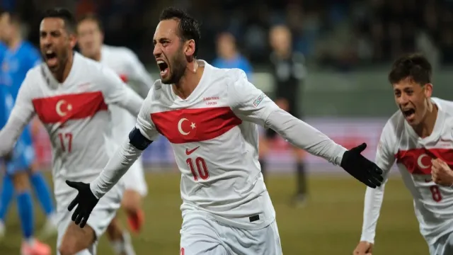 İzlanda'yı evinde dörtledik 4-2