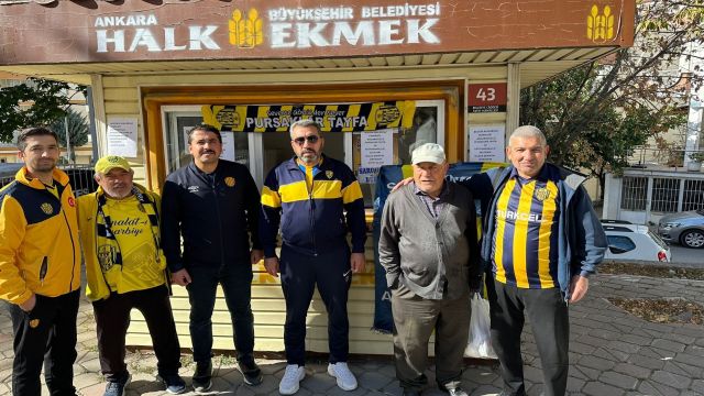 Pursaklar'daki bugünkü ekmekler Ankaragücü taraftarından. Şehitlerimiz için dağıtıldı