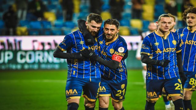 Ankaragücü dörtledi 4-0