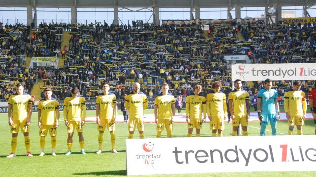 Ankaragücü, İstanbul deplasmanında galibiyet için sahada!